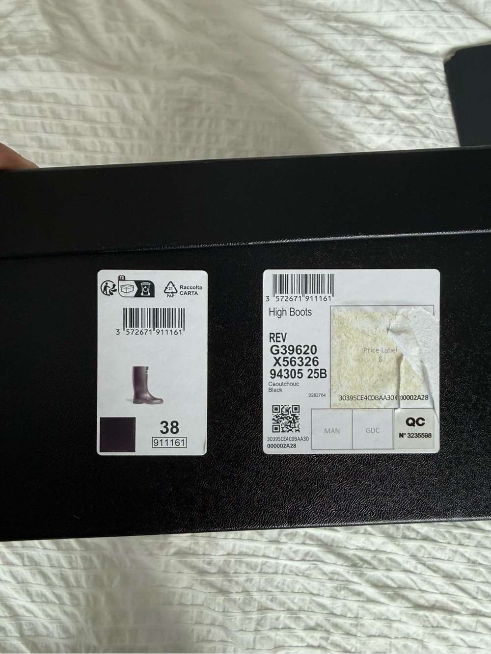 CHANEL Black Rubber Boots with White CC Emblem - Picture 5 of 6